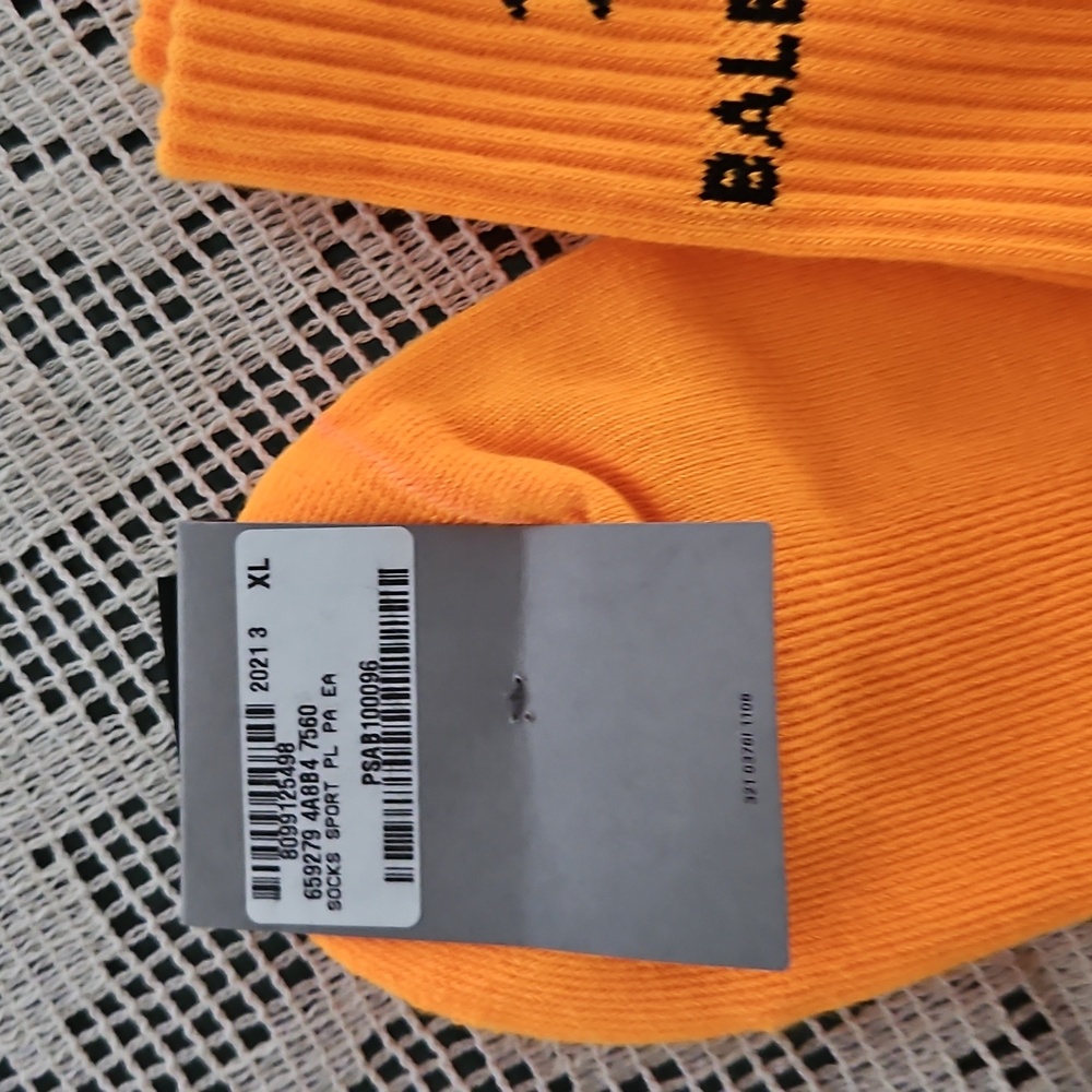 Balenciaga Orange Socks for Men - Picture 2 of 3